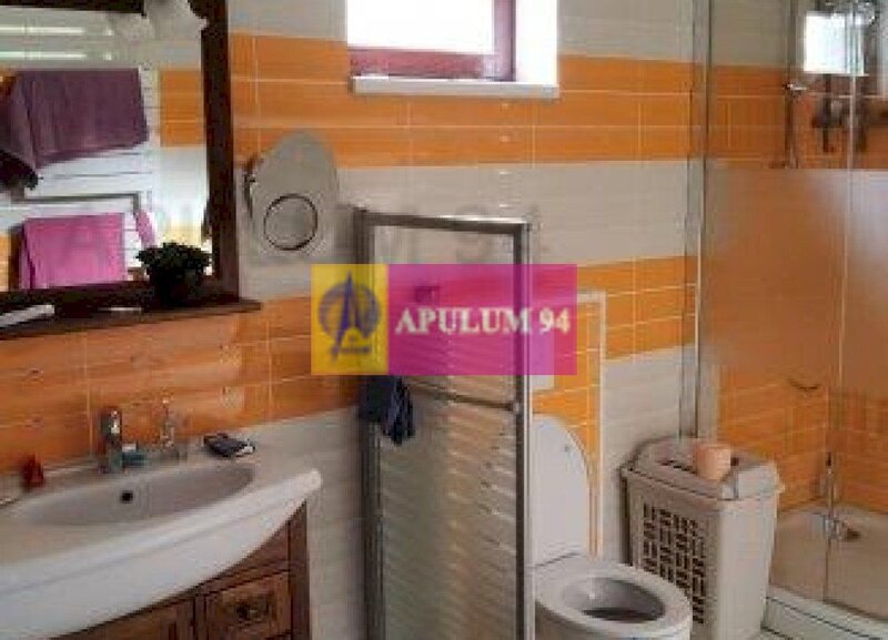 Vila de vanzare in Poiana Campina